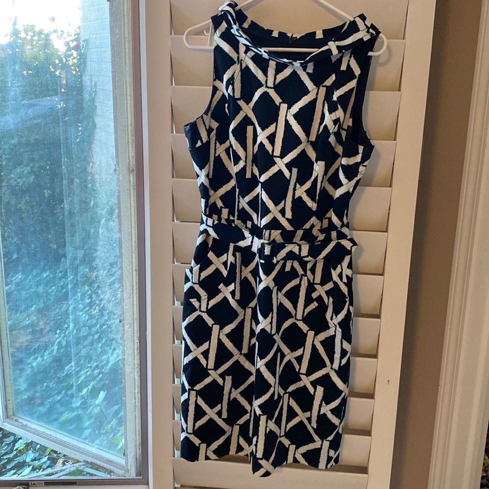 Sleeveless black and green dress